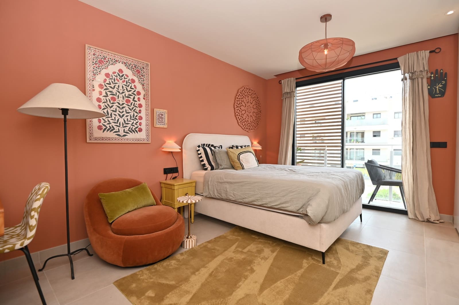 2 soveværelse Lejlighed til salg i Santa Eulalia / Santa Eularia med swimmingpool - € 649.000 (Ref: 9615566)