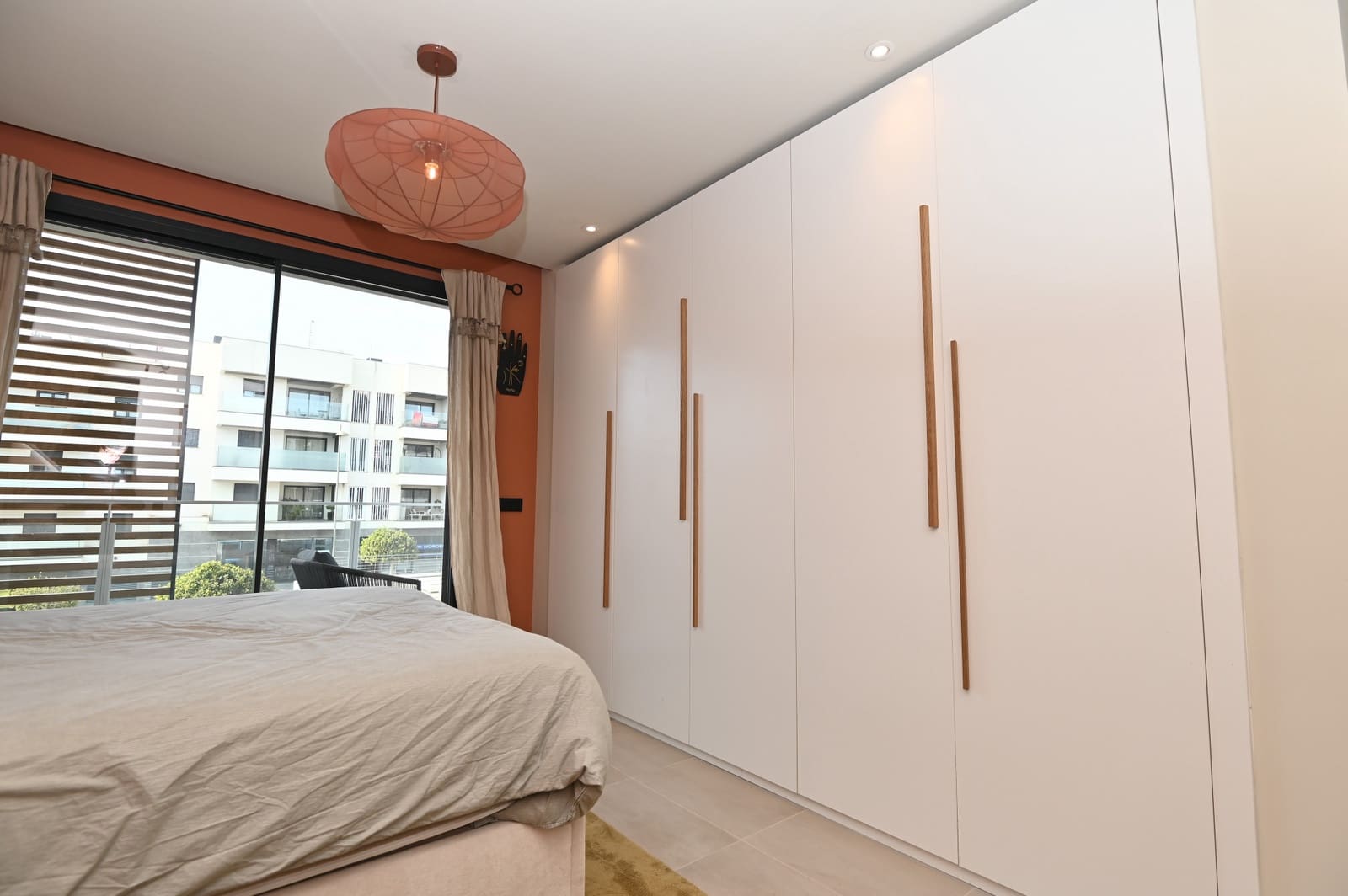 2 soveværelse Lejlighed til salg i Santa Eulalia / Santa Eularia med swimmingpool - € 649.000 (Ref: 9615566)