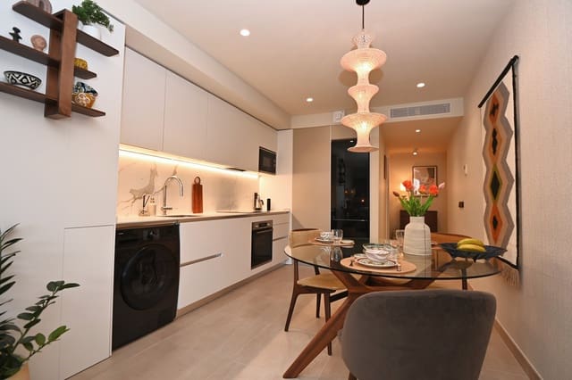 2 soveværelse Lejlighed til salg i Santa Eulalia / Santa Eularia med swimmingpool - € 649.000 (Ref: 9615566)