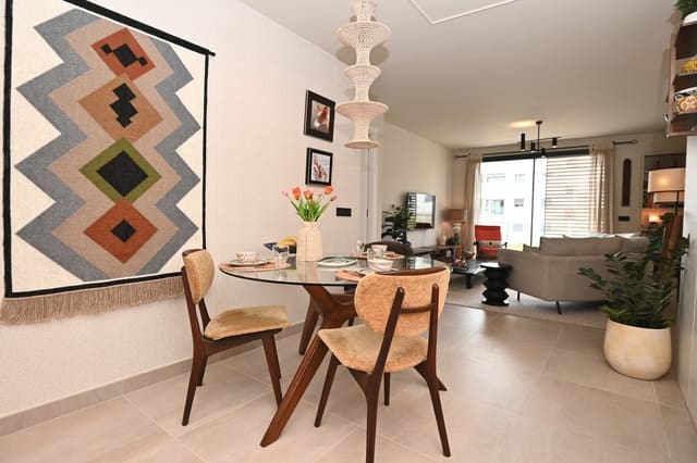 2 soveværelse Lejlighed til salg i Santa Eulalia / Santa Eularia med swimmingpool - € 649.000 (Ref: 9615566)