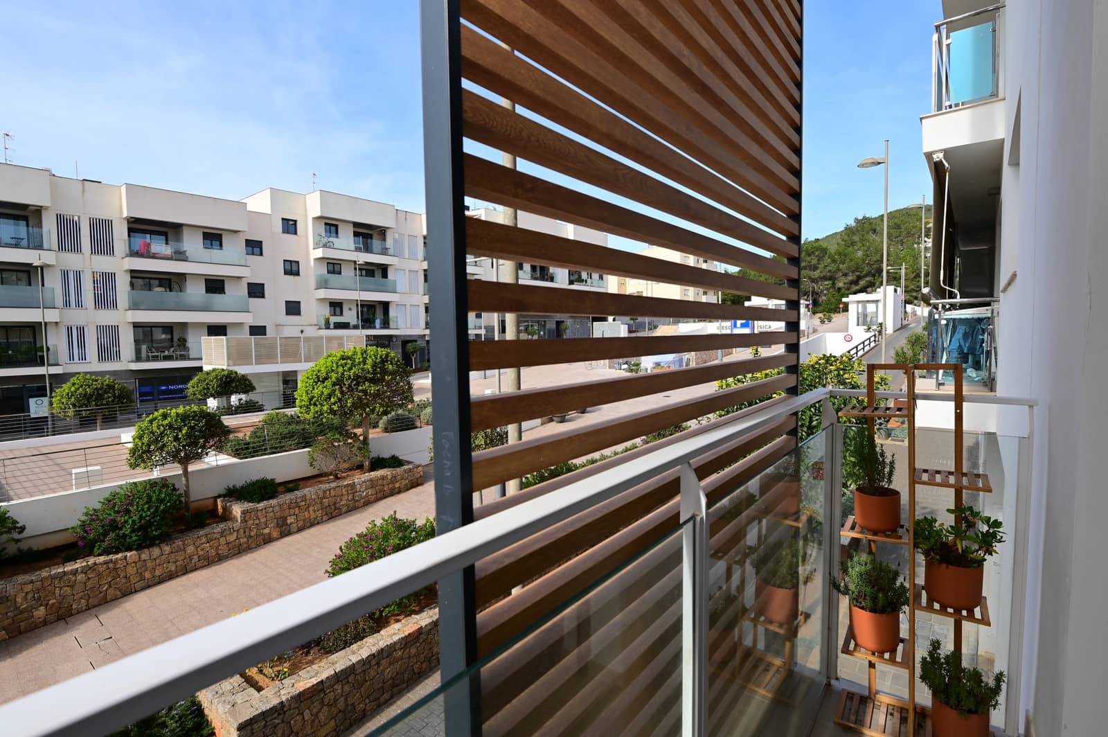 2 soveværelse Lejlighed til salg i Santa Eulalia / Santa Eularia med swimmingpool - € 649.000 (Ref: 9615566)