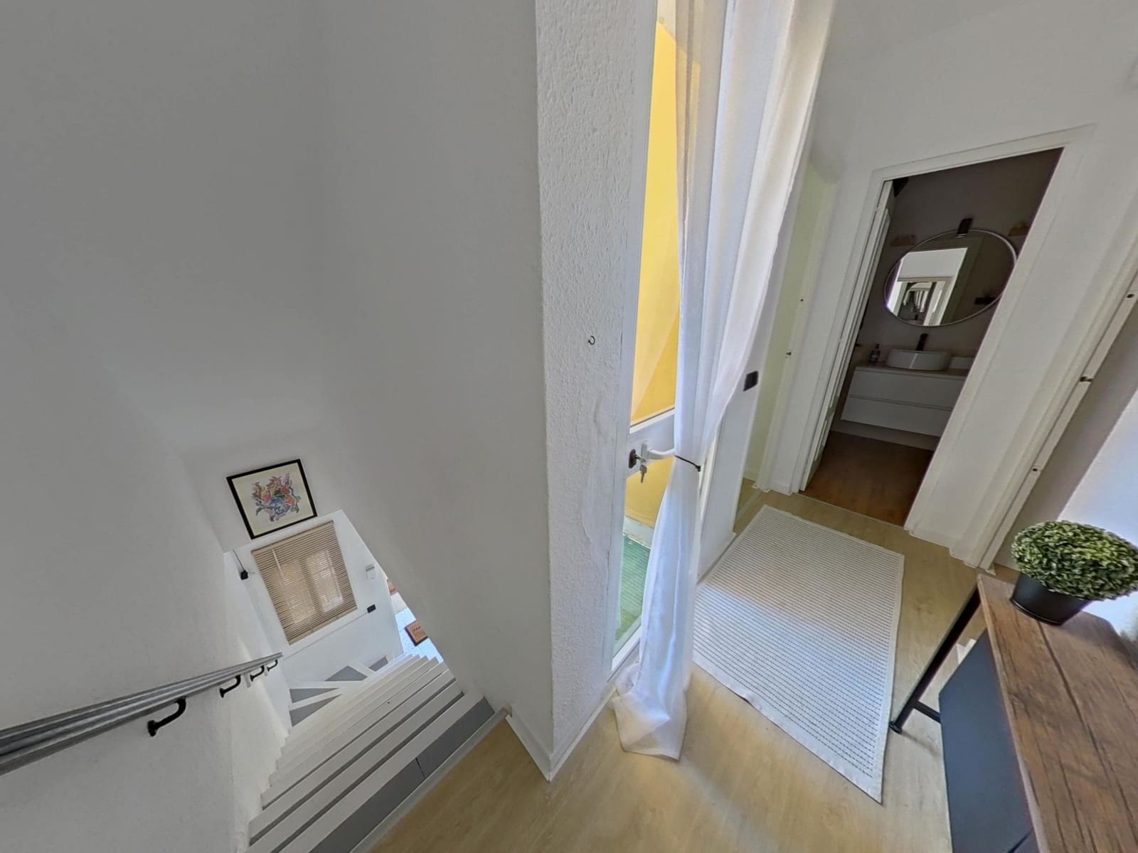 2 bedroom Townhouse for sale in Calahonda with pool - € 510,000 (Ref: 9625768)