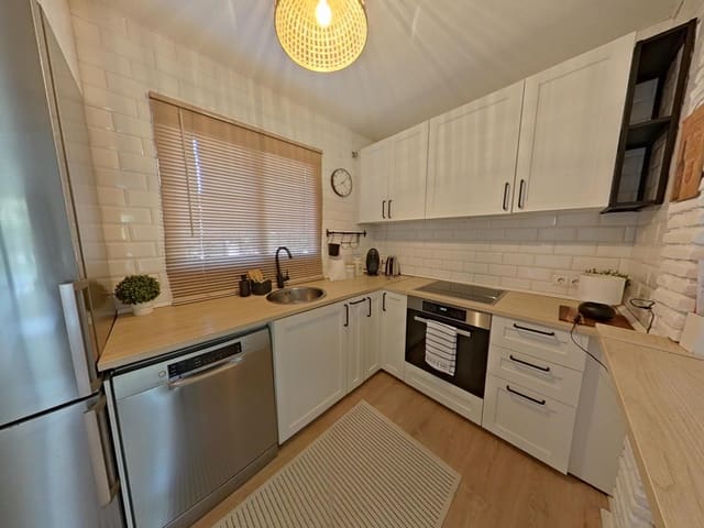 Casa de 2 habitaciones en Calahonda, Mijas en venta con piscina - 510.000 € (Ref: 9625768)