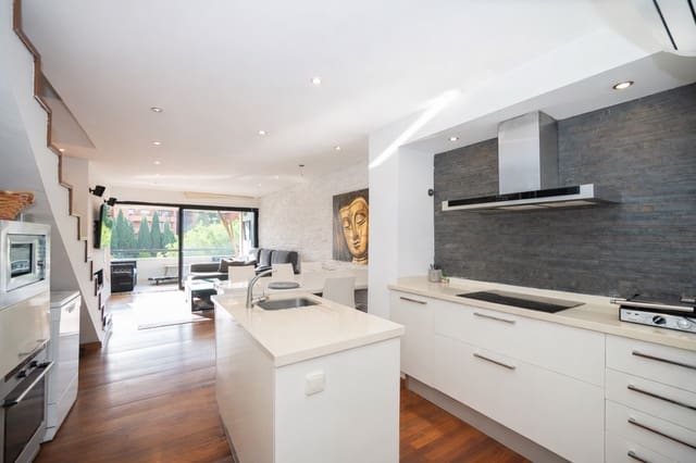 3 soveværelse Lejlighed til salg i Roca Llisa, Santa Eulalia / Santa Eularia med swimmingpool garage - € 625.000 (Ref: 9625769)