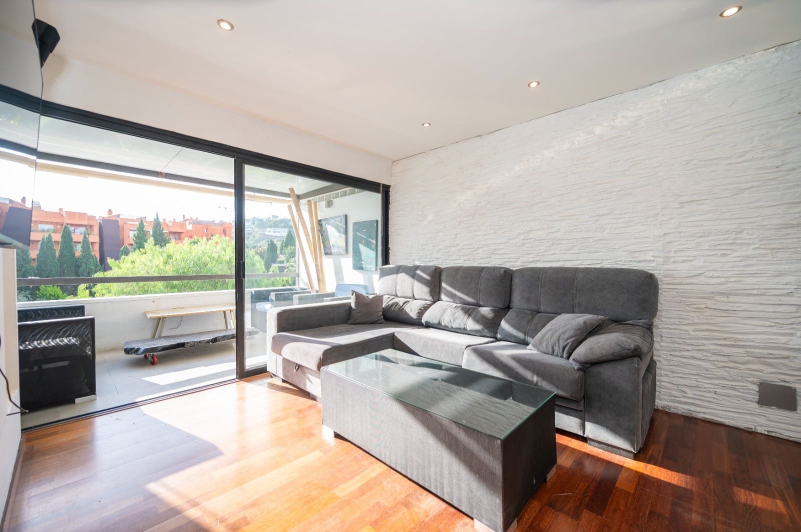 3 Zimmer Apartment zu verkaufen in Roca Llisa mit Pool Garage - 625.000 € (Ref: 9625769)