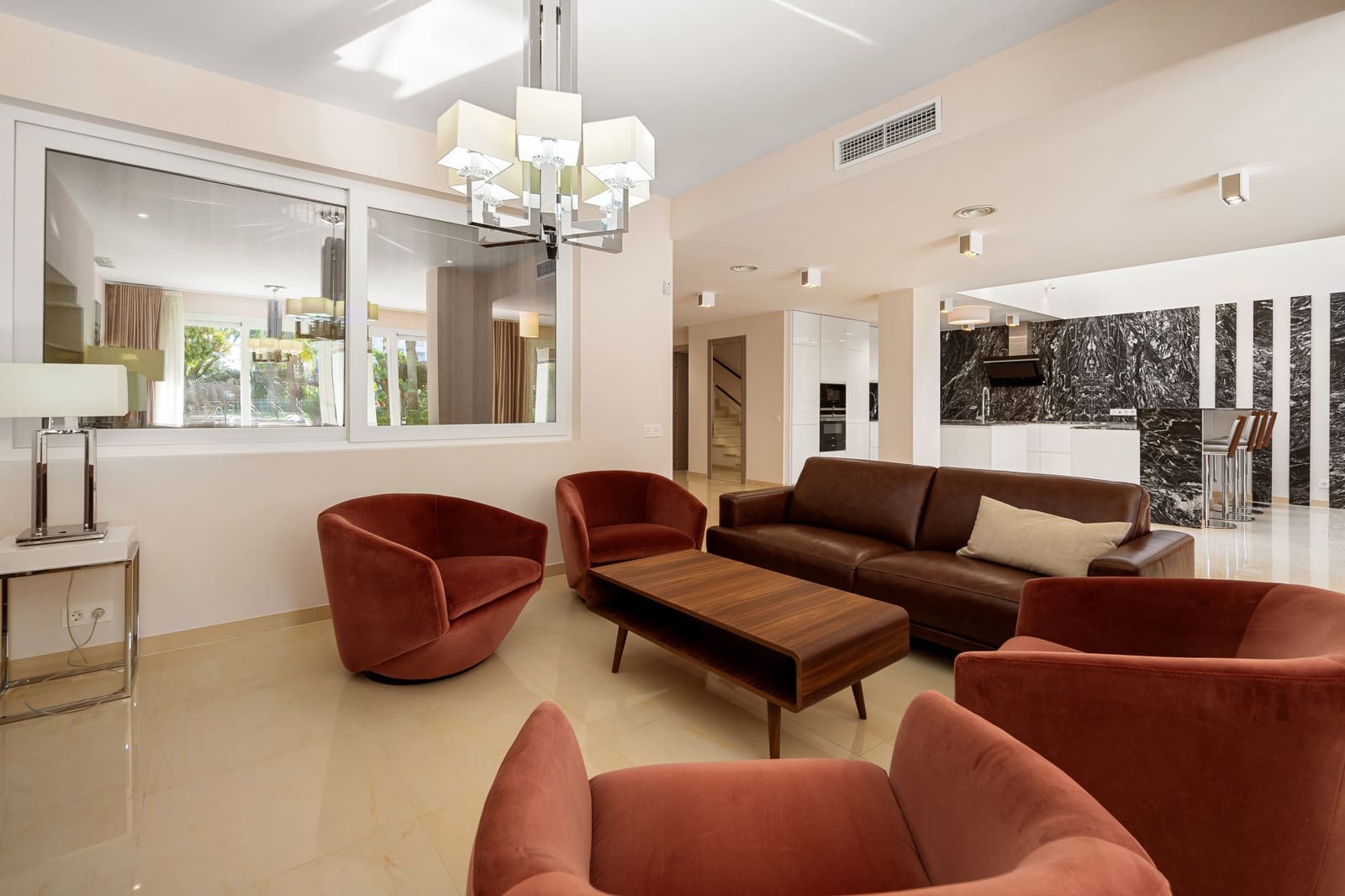 6 bedroom Apartment for sale in Puerto Banus with pool - € 3,800,000 (Ref: 9630080)