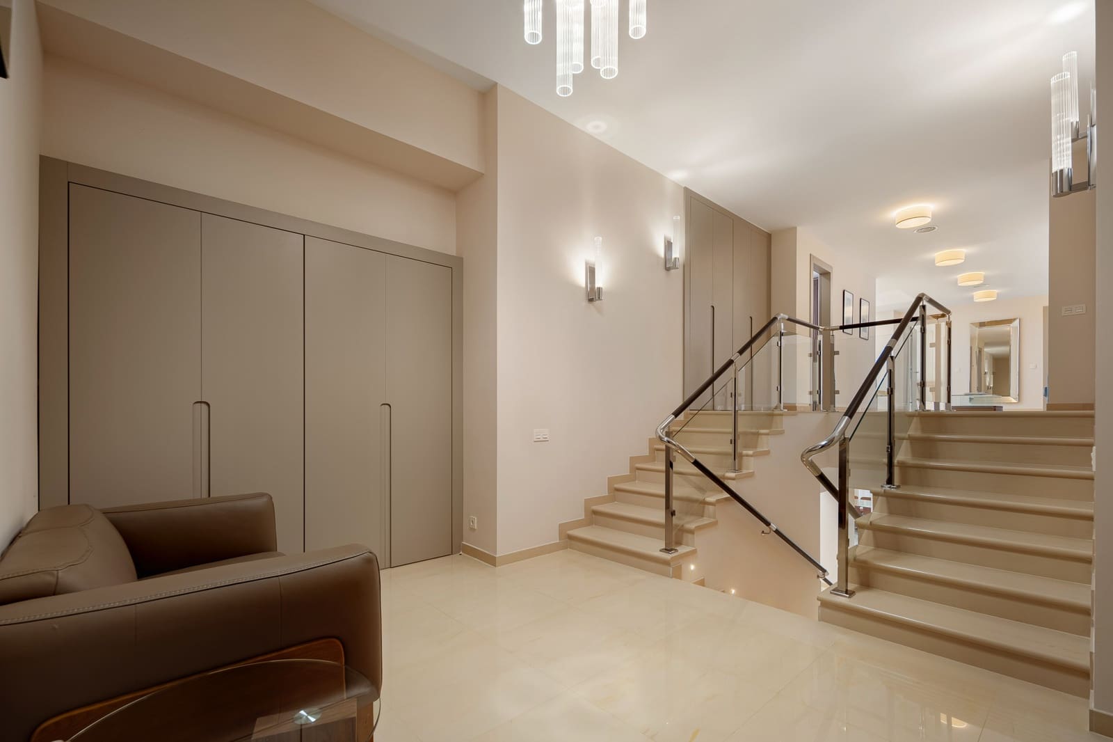 6 bedroom Apartment for sale in Puerto Banus with pool - € 3,800,000 (Ref: 9630080)
