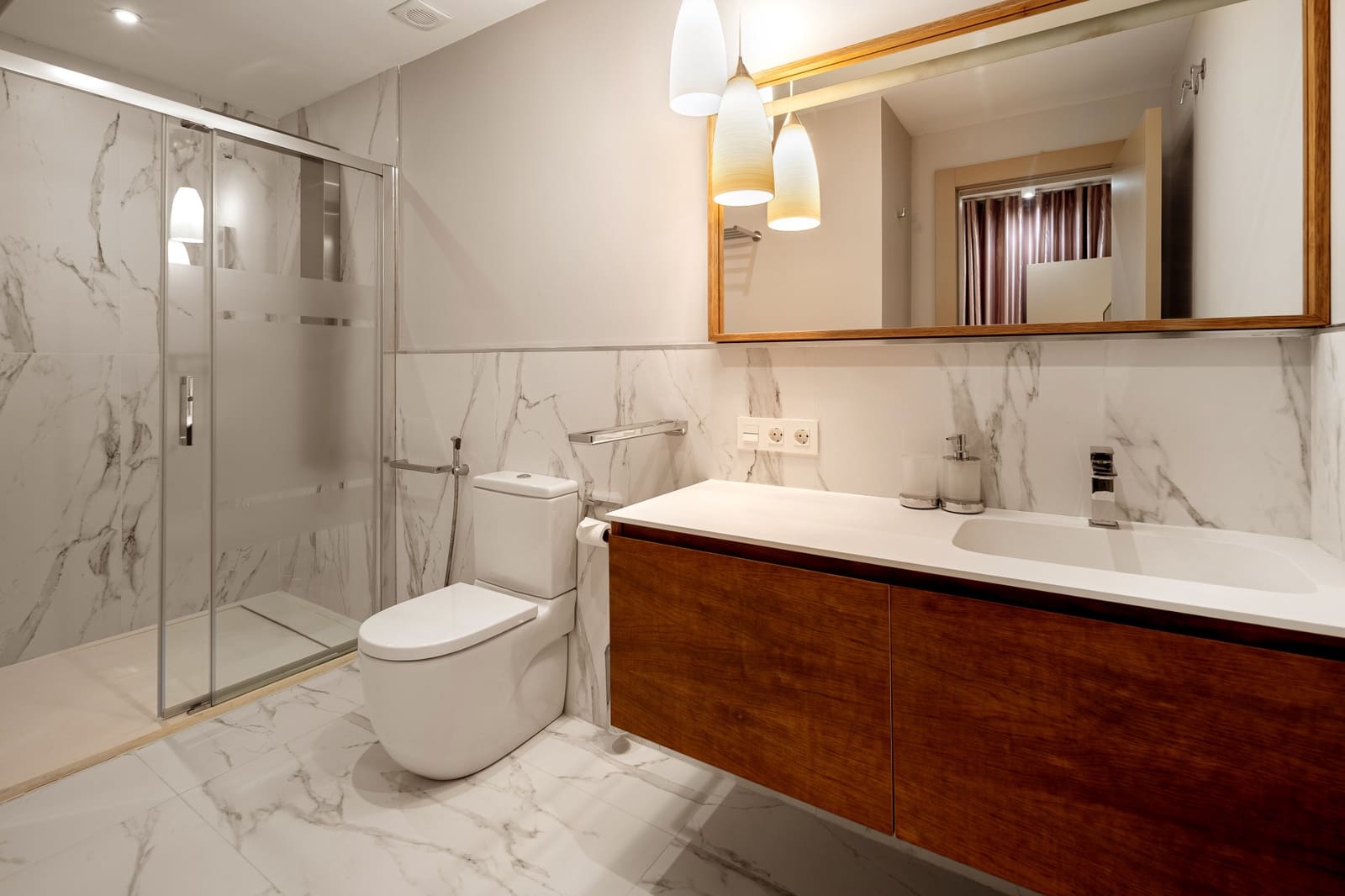 6 bedroom Apartment for sale in Puerto Banus with pool - € 3,800,000 (Ref: 9630080)