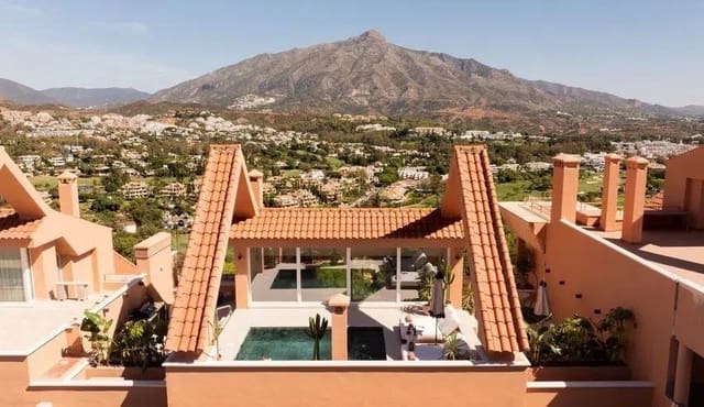 3 quarto Penthouse para venda em Los Naranjos, Marbella com piscina garagem - 2 450 000 € (Ref: 9630081)