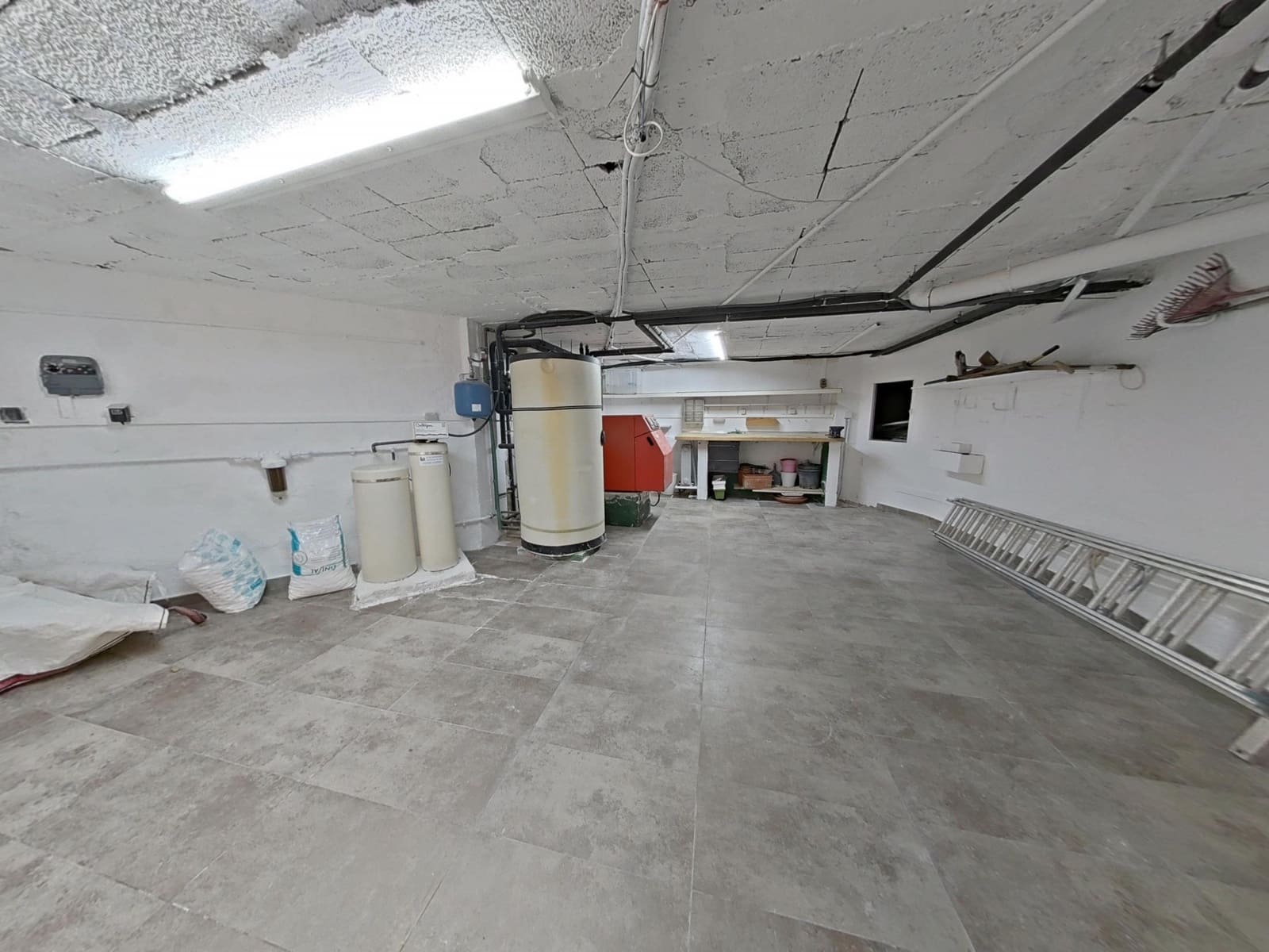 4 soverom Kjedet enebolig til salgs i Calahonda med svømmebasseng garasje - € 749 000 (Ref: 9630082)