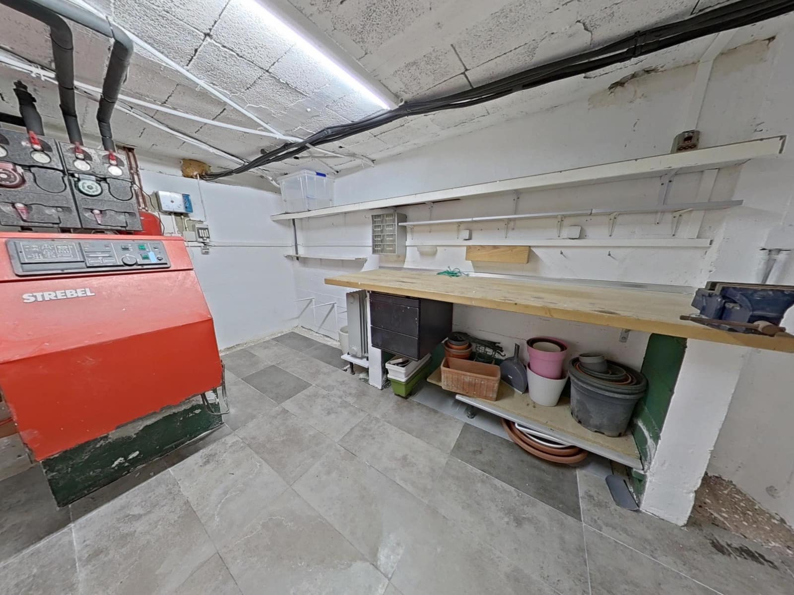 4 soverom Kjedet enebolig til salgs i Calahonda med svømmebasseng garasje - € 749 000 (Ref: 9630082)