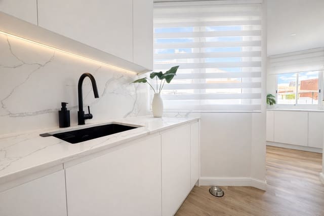 3 chambre Appartement à vendre à Torrequebrada, Benalmádena avec piscine garage - 697 000 € (Ref: 9637432)