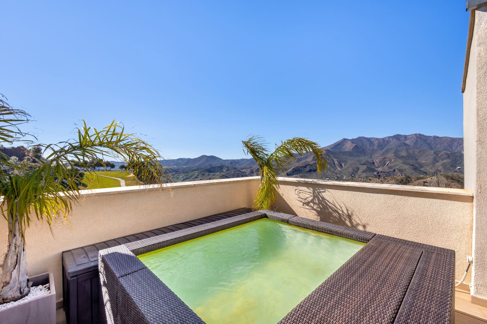 3 slaapkamer Penthouse te koop in Alhaurin Golf met zwembad garage - € 410.000 (Ref: 9644650)