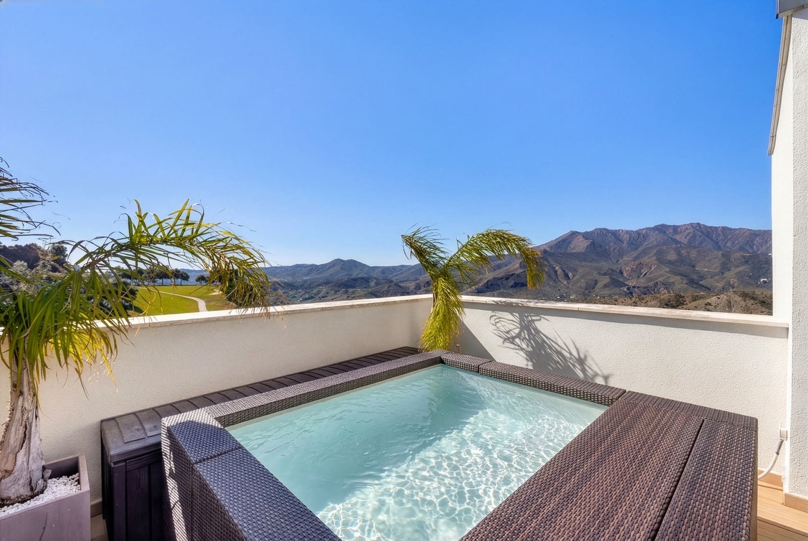 3 slaapkamer Penthouse te koop in Alhaurin Golf met zwembad garage - € 410.000 (Ref: 9644650)