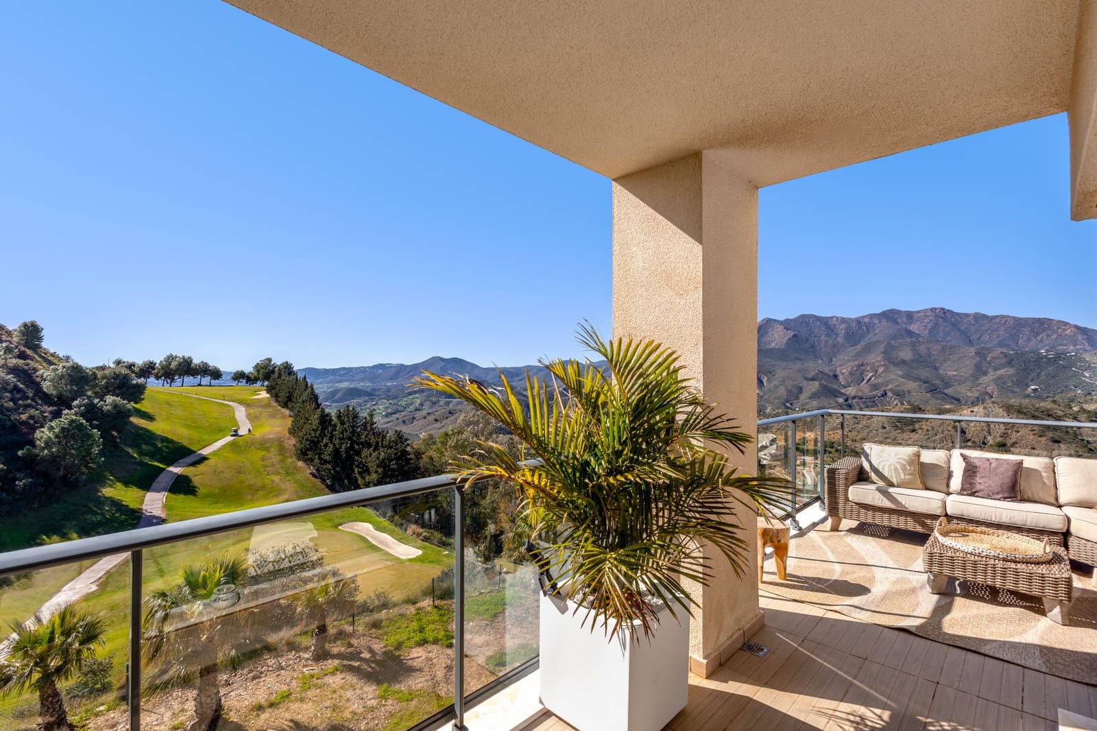 3 slaapkamer Penthouse te koop in Alhaurin Golf met zwembad garage - € 410.000 (Ref: 9644650)