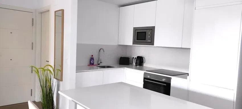 3 sypialnia Apartament na sprzedaż w Mijas Costa z basenem garażem - 599 500 € (Ref: 9647999)