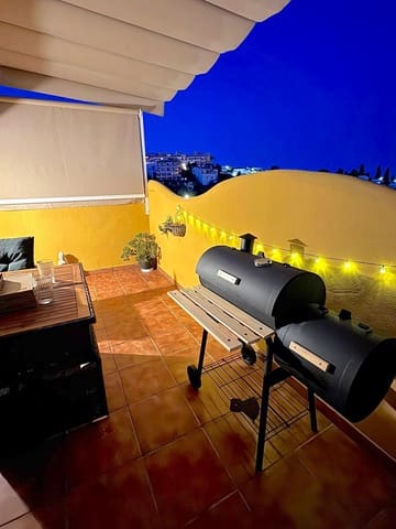 2 bedroom Penthouse for sale in Mijas Costa, Mijas with pool garage - € 350,000 (Ref: 9648000)