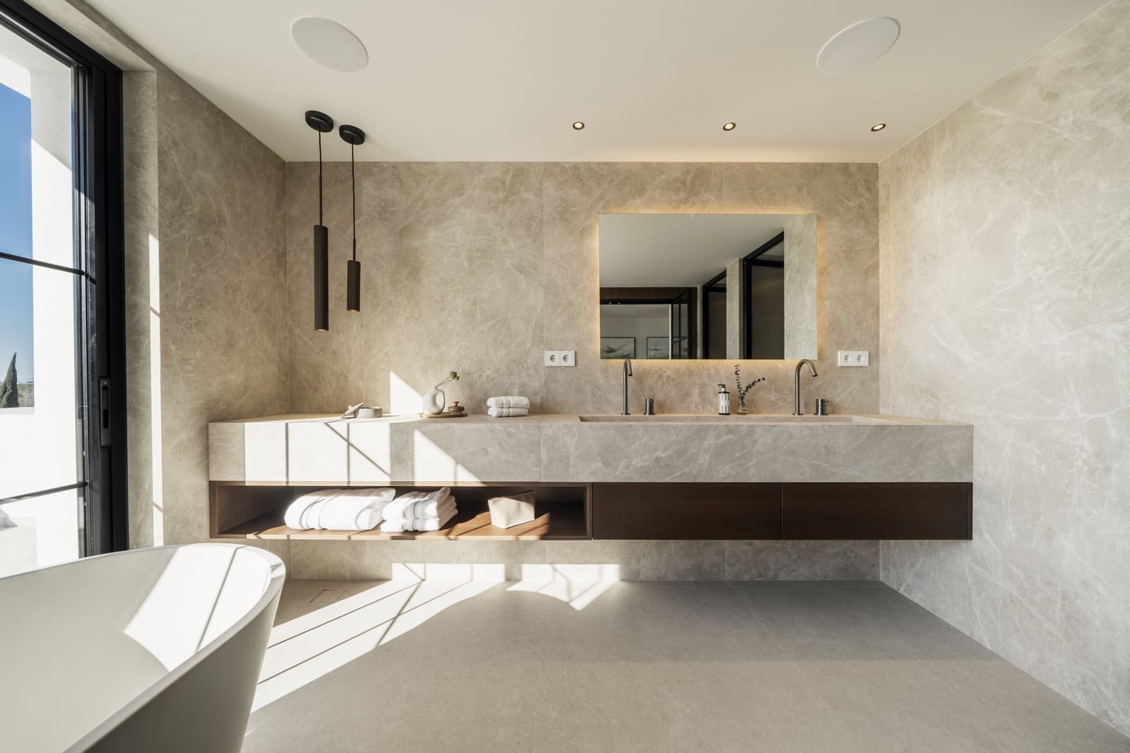 5 makuuhuone Huvila myytävänä paikassa Nueva Andalucia mukana uima-altaan 
autotalli - 5 350 000 € (Ref: 9651820)