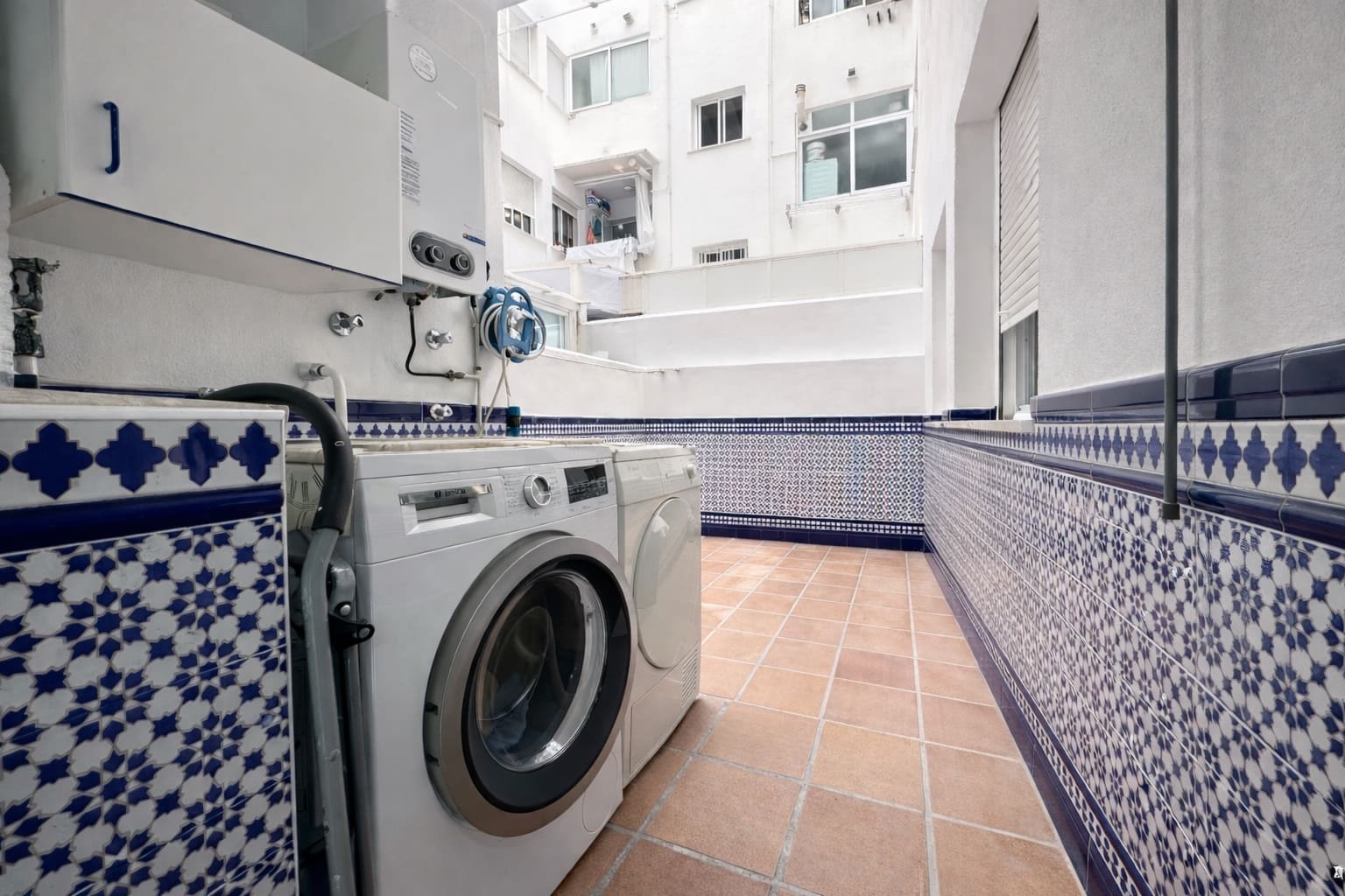 3 Zimmer Apartment zu verkaufen in San Pedro de Alcantara mit Pool Garage - 399.000 € (Ref: 9651821)