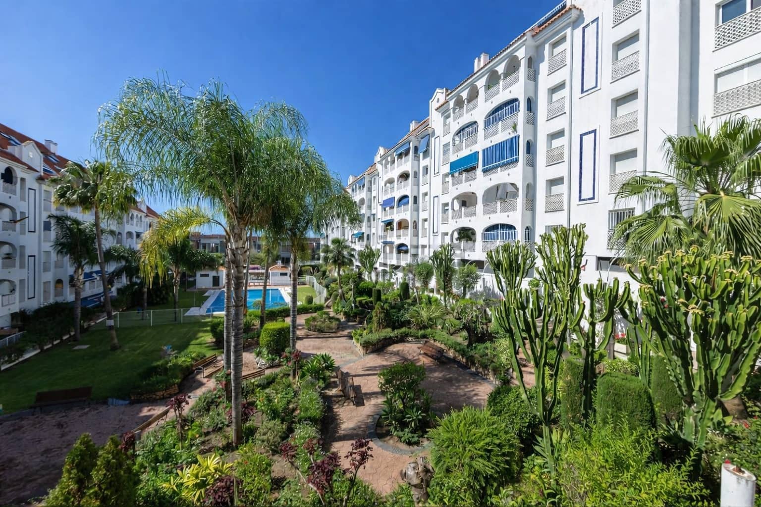 3 Zimmer Apartment zu verkaufen in San Pedro de Alcantara mit Pool Garage - 399.000 € (Ref: 9651821)