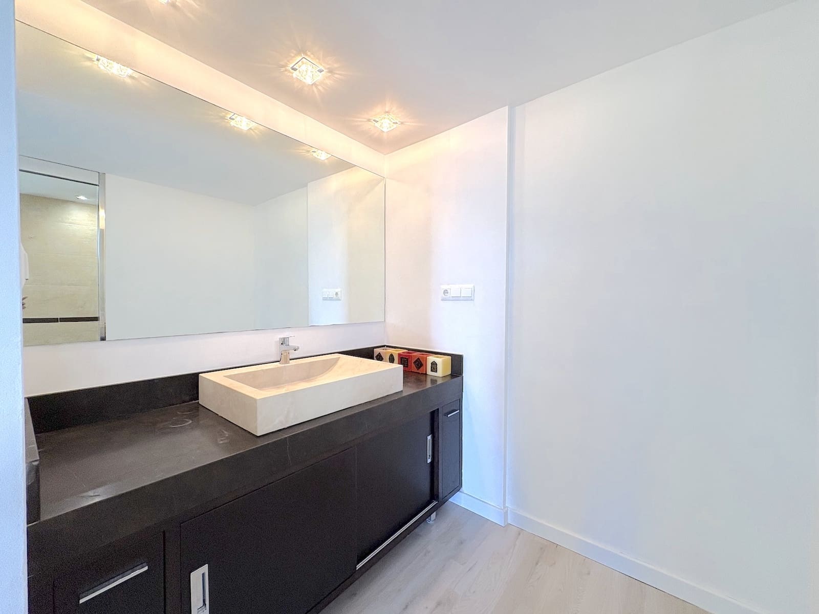 2 sovrum Lägenhet till salu i Torrequebrada med pool garage - 355 000 € (Ref: 9655915)