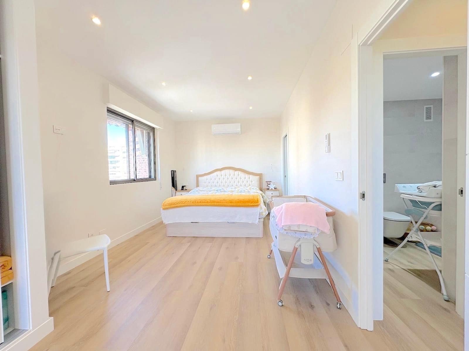 3 soverom Leilighet til salgs i Malaga by med garasje - € 920 000 (Ref: 9659276)