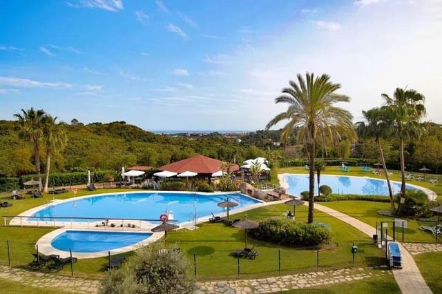 4 slaapkamer Villa te koop in Benahavís met zwembad garage - € 679.000 (Ref: 9659277)