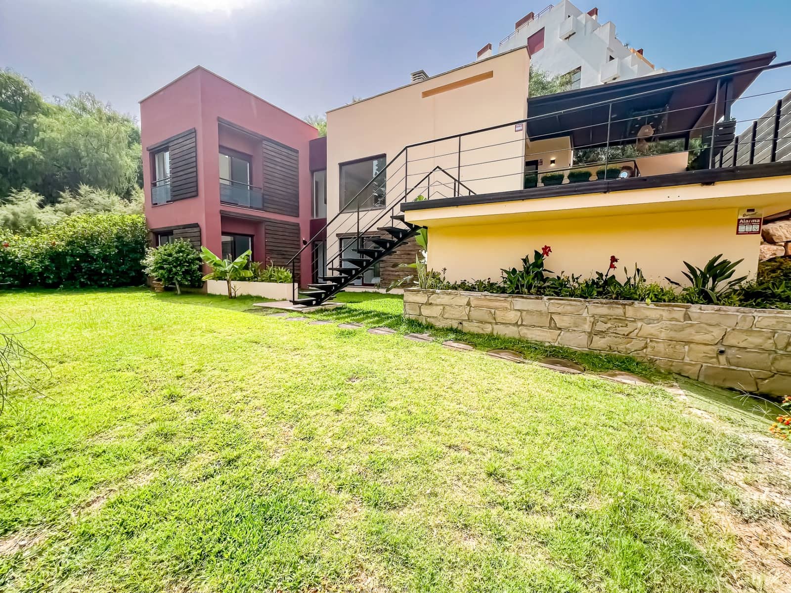 4 soveværelse Villa til salg i Benahavis med swimmingpool garage - € 679.000 (Ref: 9659277)