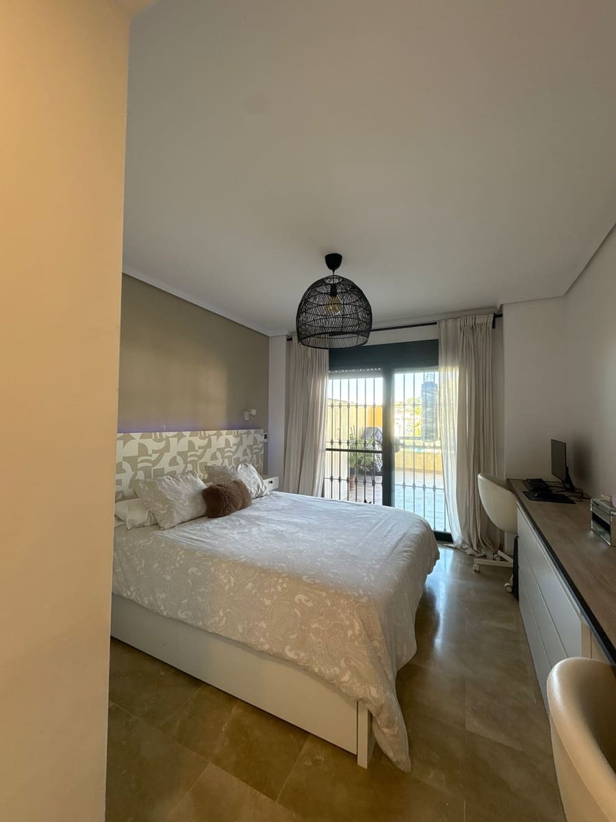 2 sypialnia Apartament na sprzedaż w Estepona z basenem garażem - 425 000 € (Ref: 9670356)