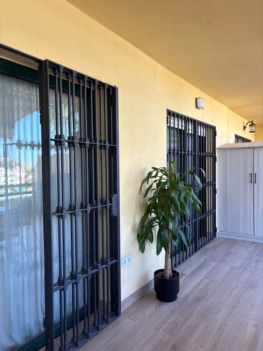 2 sypialnia Apartament na sprzedaż w Estepona z basenem garażem - 425 000 € (Ref: 9670356)