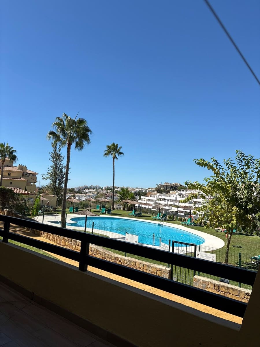 2 sypialnia Apartament na sprzedaż w Estepona z basenem garażem - 425 000 € (Ref: 9670356)