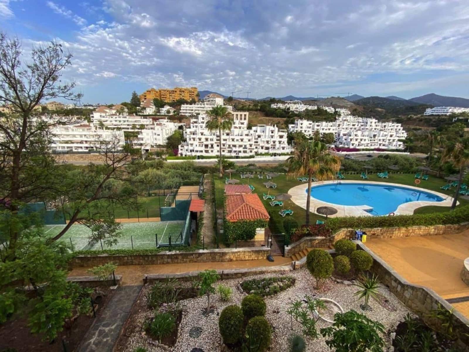 2 sypialnia Apartament na sprzedaż w Estepona z basenem garażem - 425 000 € (Ref: 9670356)