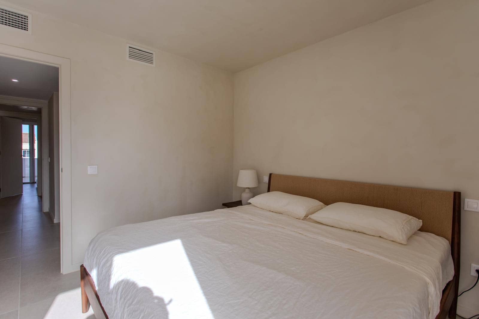 3 chambre Appartement à vendre à Estepona avec piscine garage - 590 000 € (Ref: 9670357)