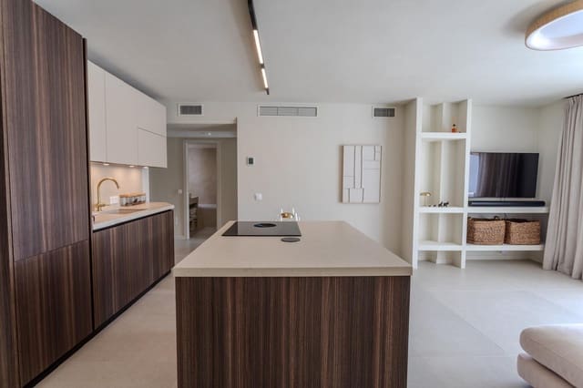3 quarto Apartamento para venda em Estepona com piscina garagem - 590 000 € (Ref: 9670357)
