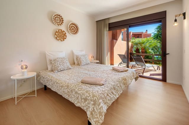 2 soverom Leilighet til salgs i Buenas Noches, Estepona med svømmebasseng garasje - € 449 000 (Ref: 9670361)