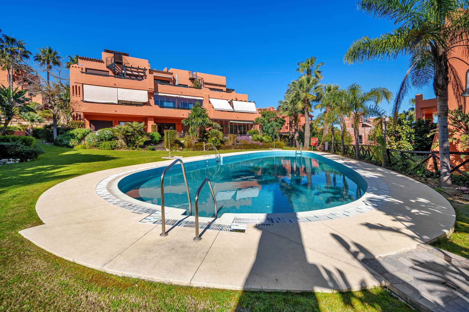 2 Zimmer Apartment zu verkaufen in Buenas Noches mit Pool Garage - 449.000 € (Ref: 9670361)
