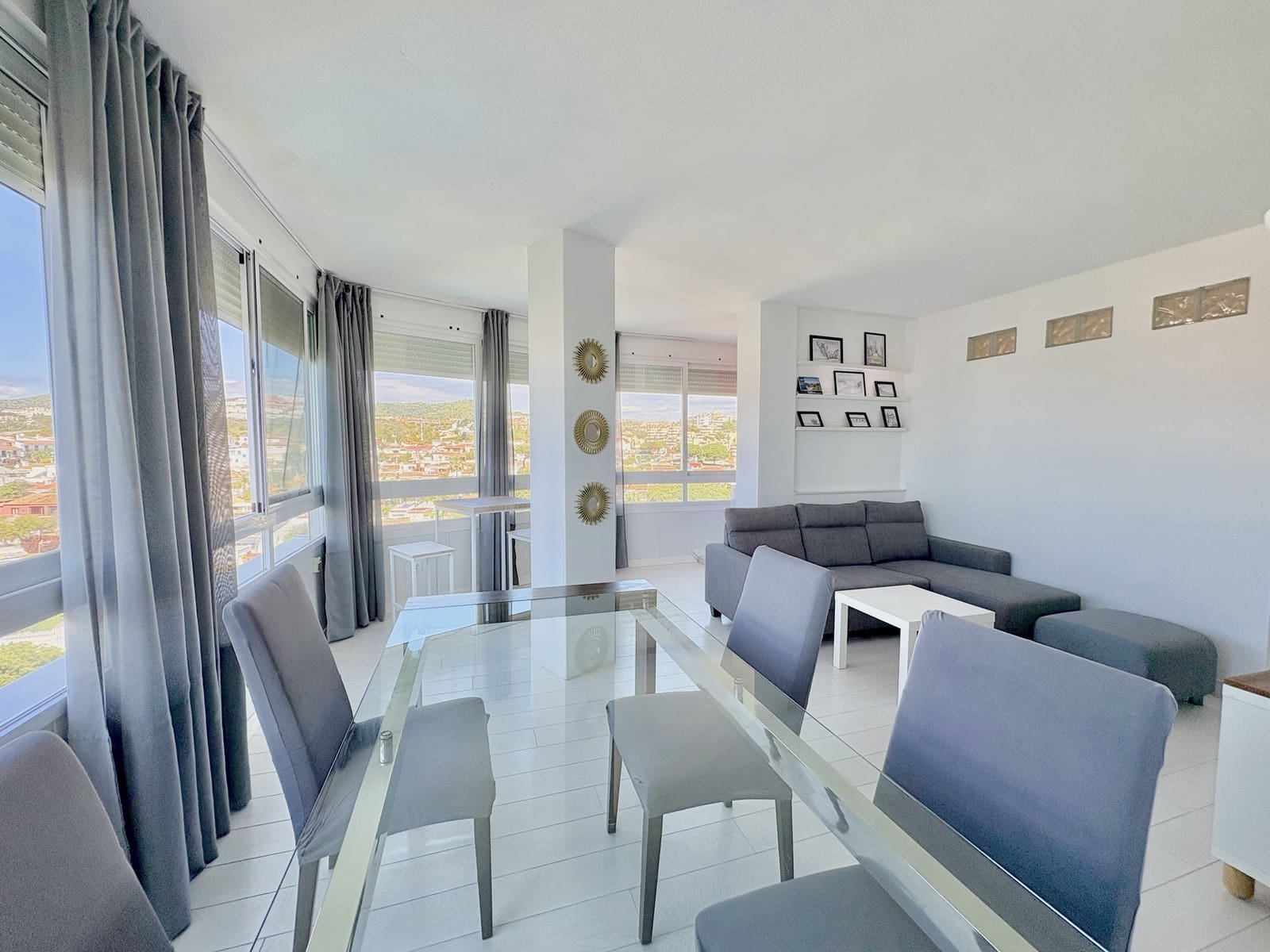 2 bedroom Apartment for sale in Calahonda with pool garage - € 315,000 (Ref: 9677117)