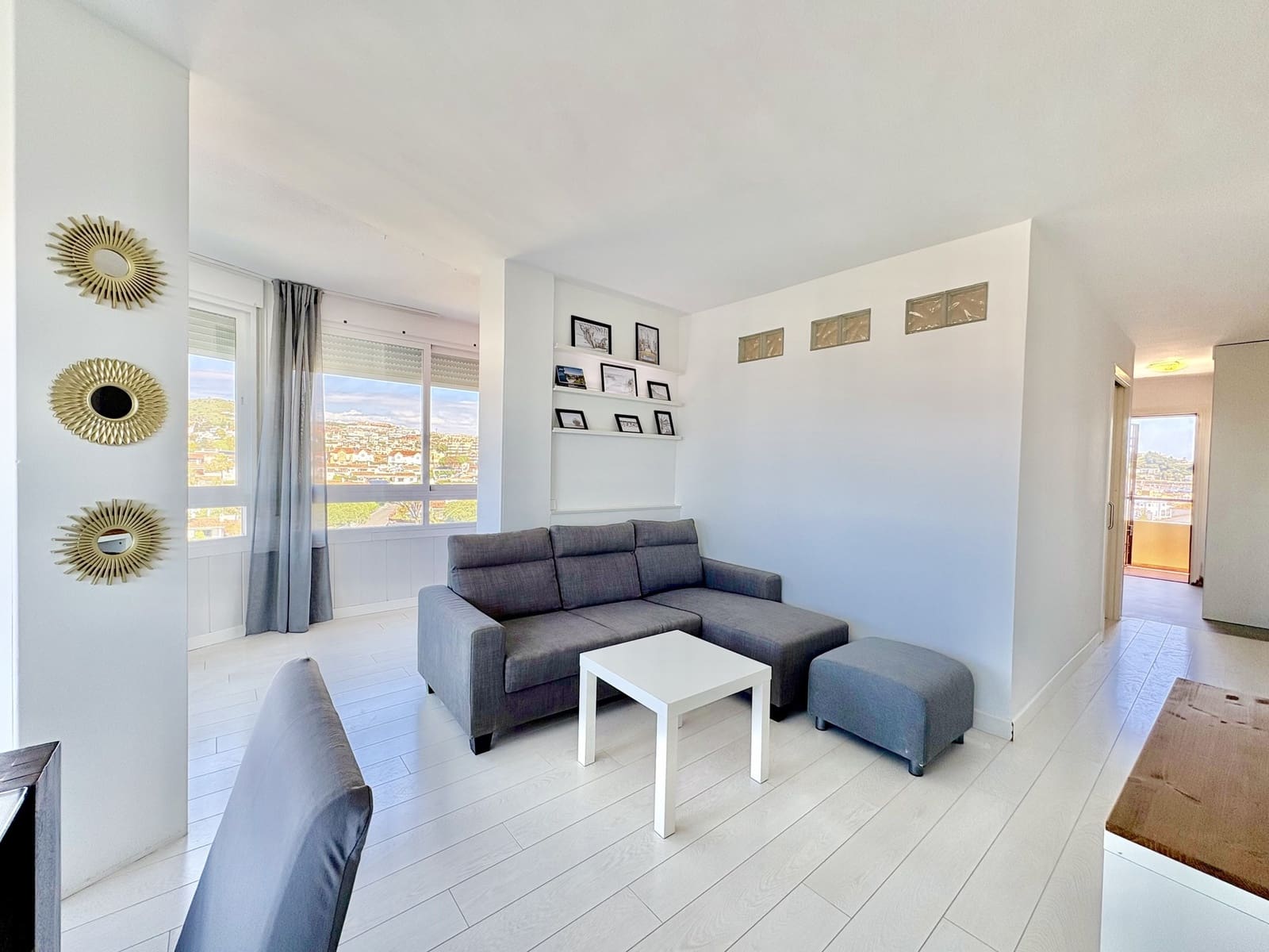 2 bedroom Apartment for sale in Calahonda with pool garage - € 315,000 (Ref: 9677117)