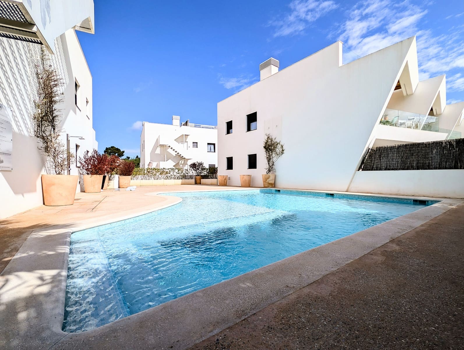 2 sypialnia Apartament na sprzedaż w Sant Antoni de Portmany z basenem garażem - 577 000 € (Ref: 9679736)