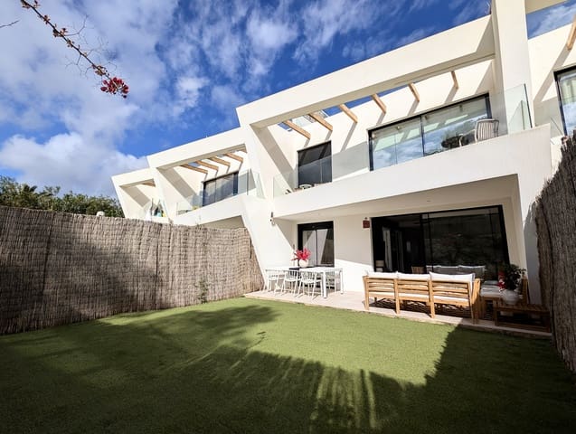 2 sypialnia Apartament na sprzedaż w Sant Antoni de Portmany z basenem garażem - 577 000 € (Ref: 9679736)