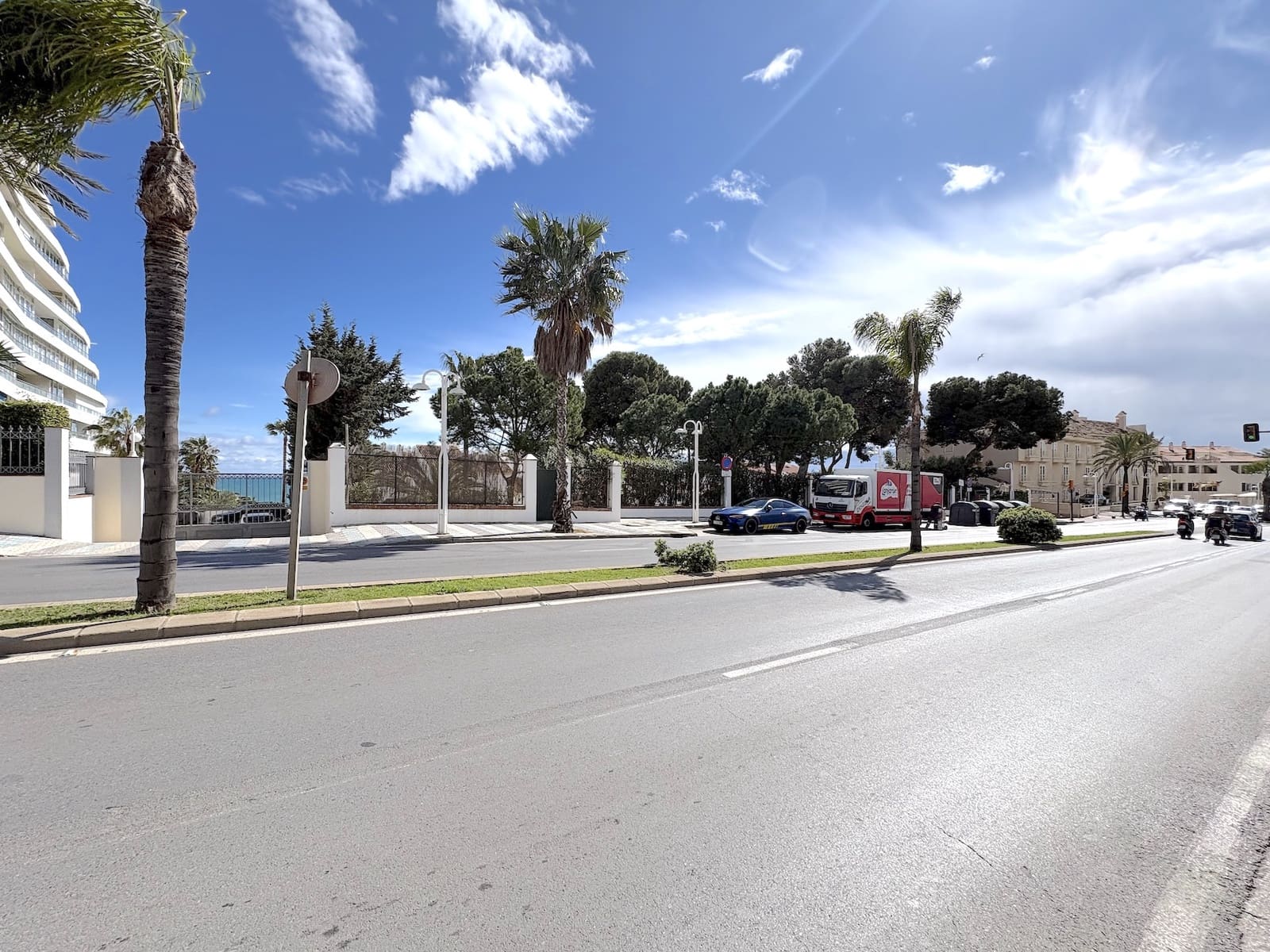 Commercieel te koop in Benalmadena - € 199.000 (Ref: 9690478)