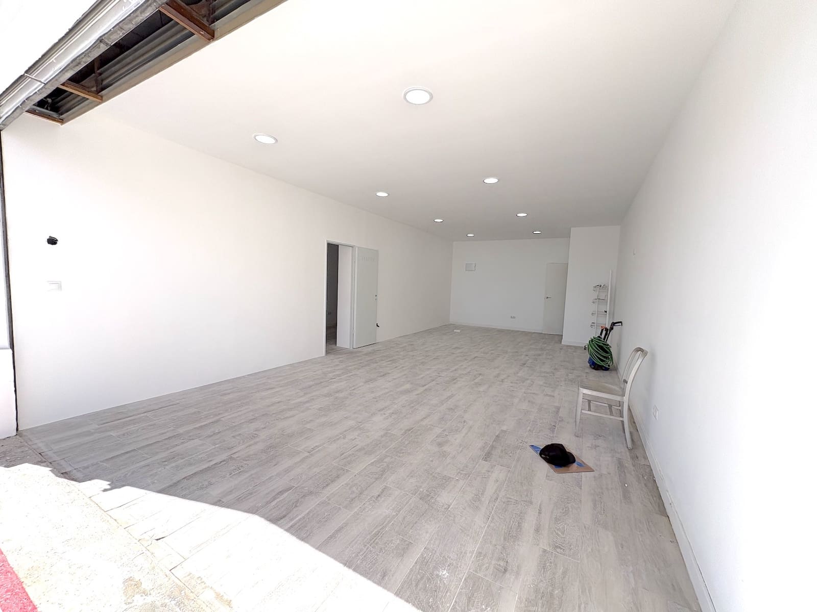 Comercial para venda em Benalmadena - 299 000 € (Ref: 9690479)