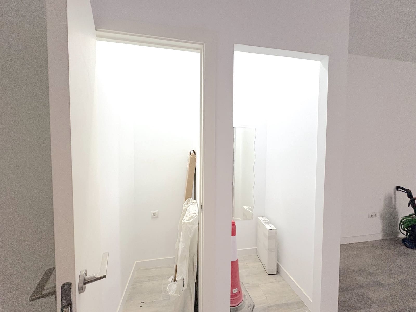 Comercial para venda em Benalmadena - 299 000 € (Ref: 9690479)