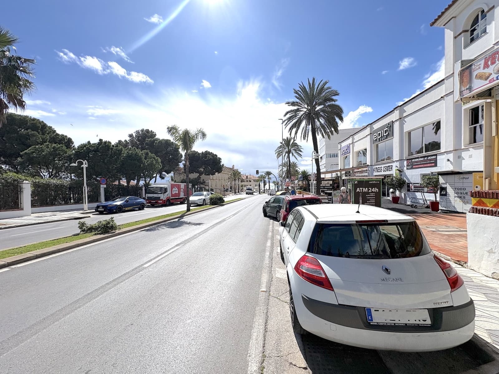 Comercial para venda em Benalmadena - 299 000 € (Ref: 9690479)
