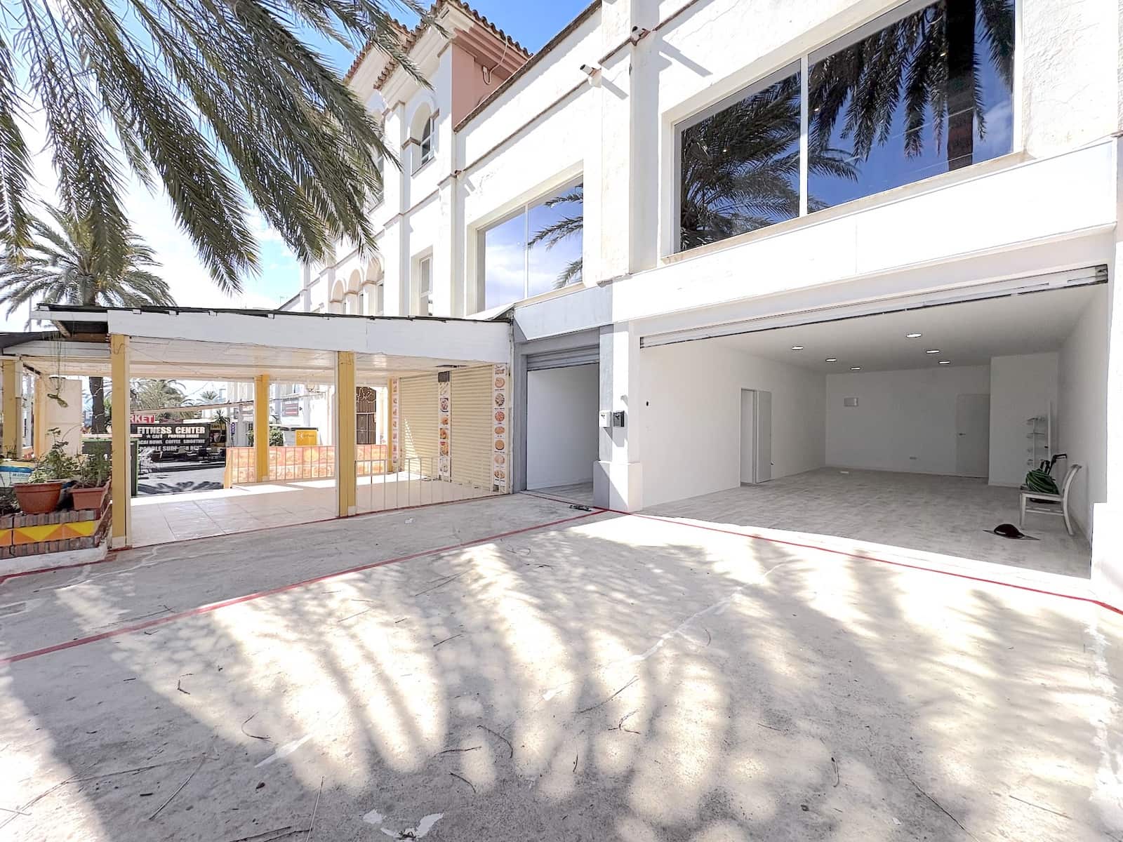 Comercial para venda em Benalmadena - 299 000 € (Ref: 9690479)