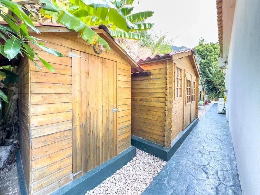 4 bedroom Villa for sale in Istan with pool garage - € 999,000 (Ref: 9695239)