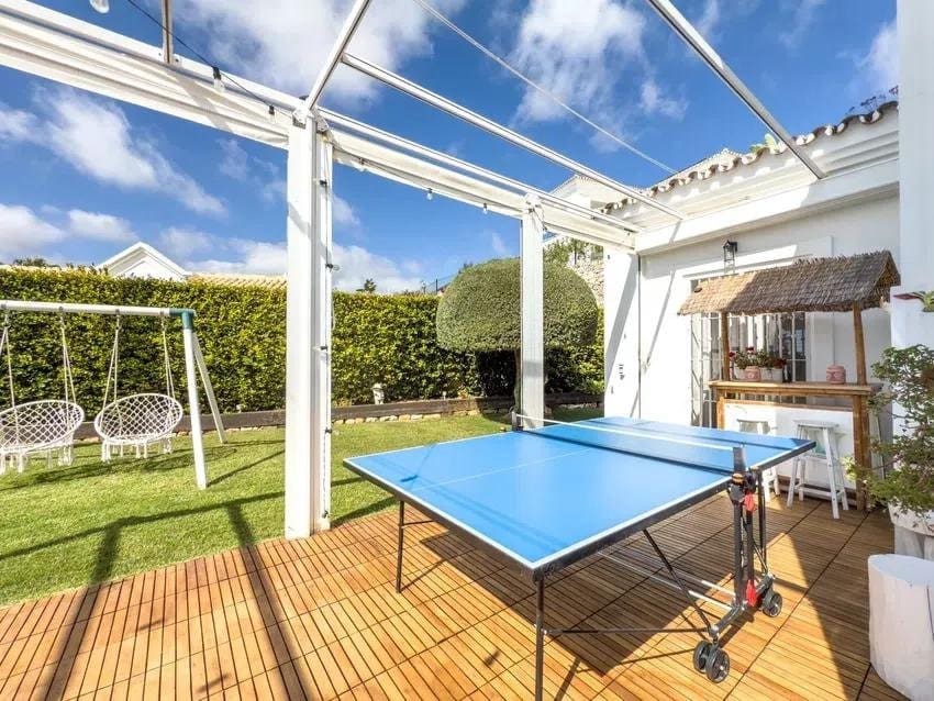 4 bedroom Villa for sale in Istan with pool garage - € 999,000 (Ref: 9695239)