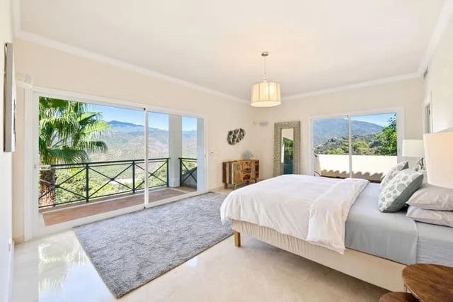 5 Zimmer Villa zu verkaufen in Istán mit Pool Garage - 2.795.000 € (Ref: 9695241)