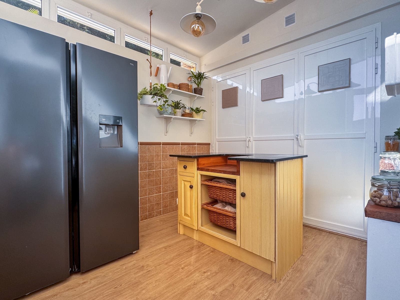 3 soveværelse Semi-Rækkehus til salg i La Alcaidesa med swimmingpool - € 620.000 (Ref: 9695243)