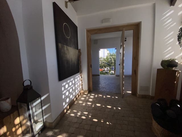 Local Commercial à vendre à Calahonda, Mijas avec garage - 299 000 € (Ref: 9701518)